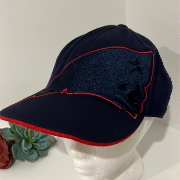 Reebok NFL New England Patriots Graphic Cap Size 7 1/2 - Picture 1 of 15
